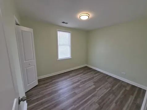 1234 West 72nd Street Chicago IL 60636