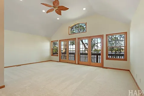 9 Lakeside Lane Fox Lake IL 60020