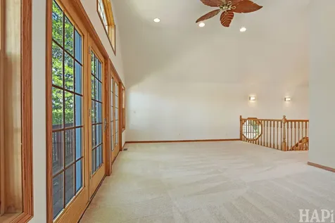 9 Lakeside Lane Fox Lake IL 60020