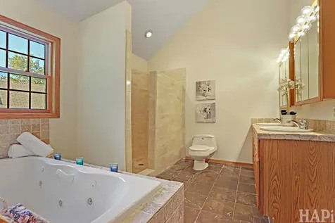 9 Lakeside Lane Fox Lake IL 60020
