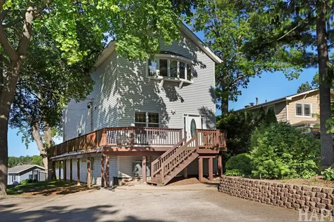 9 Lakeside Lane Fox Lake IL 60020