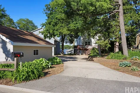 9 Lakeside Lane Fox Lake IL 60020