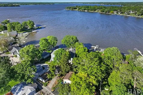9 Lakeside Lane Fox Lake IL 60020