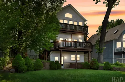 9 Lakeside Lane Fox Lake IL 60020