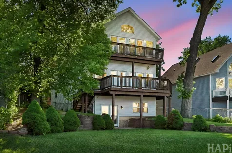 9 Lakeside Lane Fox Lake IL 60020
