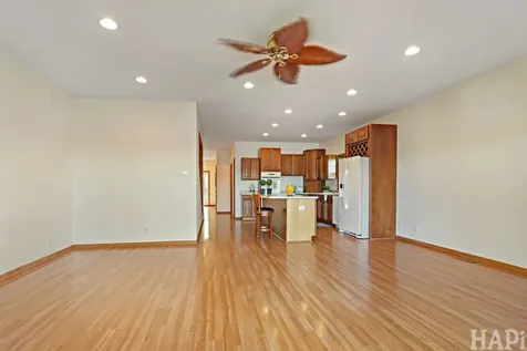 9 Lakeside Lane Fox Lake IL 60020