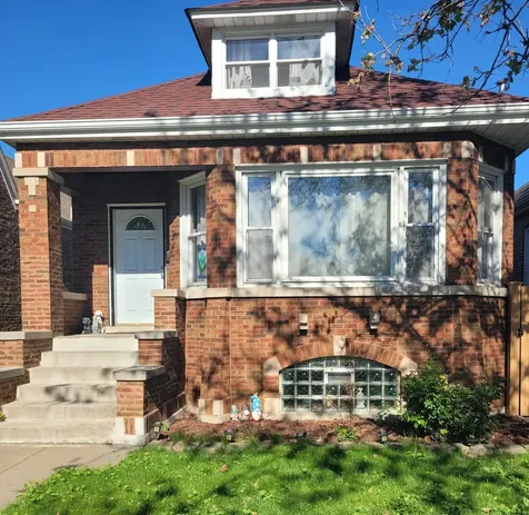 6005 South Tripp Avenue Chicago IL 60629