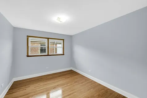 5740 North Lowell Avenue Chicago IL 60646