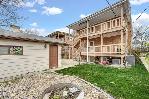 5740 North Lowell Avenue Chicago IL 60646