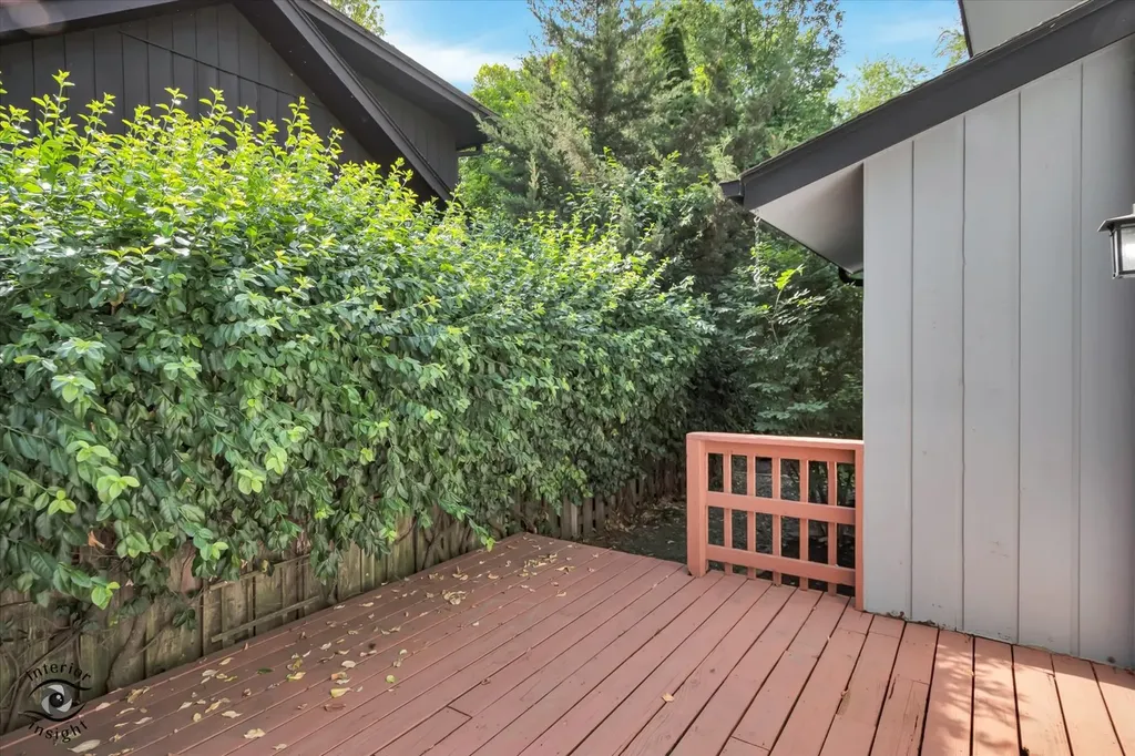 1130 Laureli Circle Naperville IL 60540