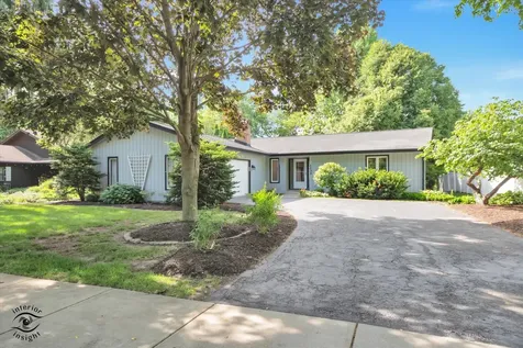 1130 Laureli Circle Naperville IL 60540