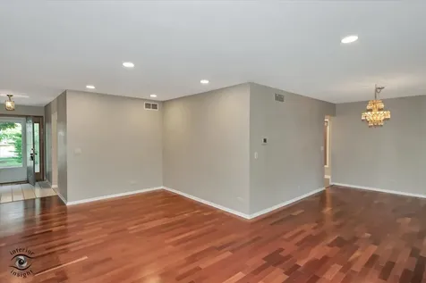 1130 Laureli Circle Naperville IL 60540
