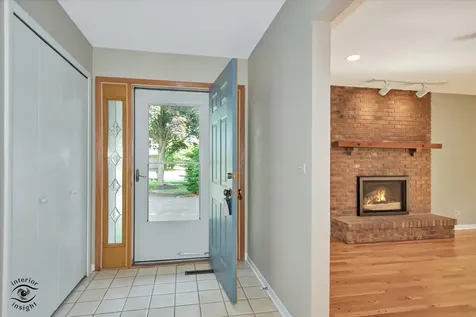 1130 Laureli Circle Naperville IL 60540