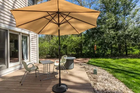 2803 Rose Avenue Mchenry IL 60050