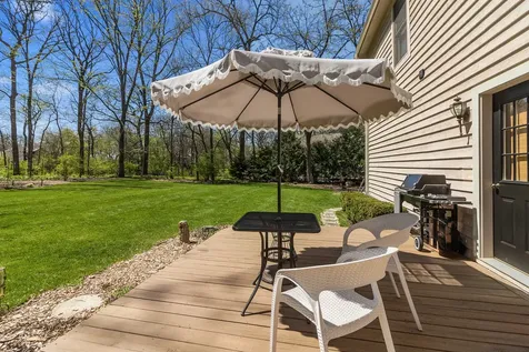 2803 Rose Avenue Mchenry IL 60050