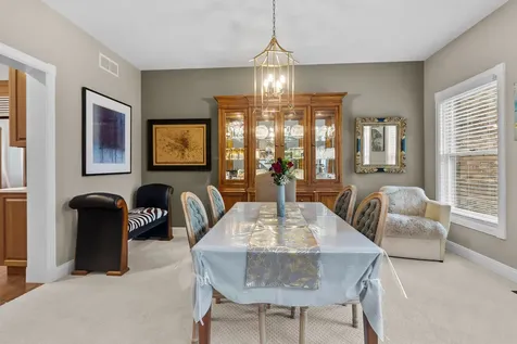 2803 Rose Avenue Mchenry IL 60050