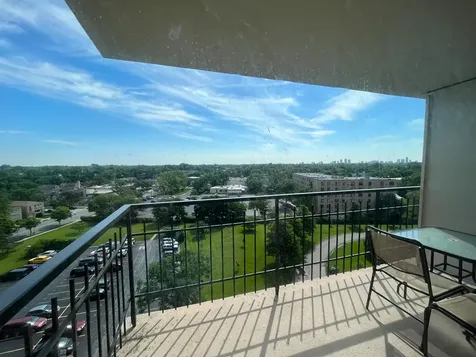 7141 North Kedzie Avenue Chicago IL 60645