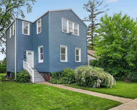 1112 Hartrey Avenue Evanston IL 60202