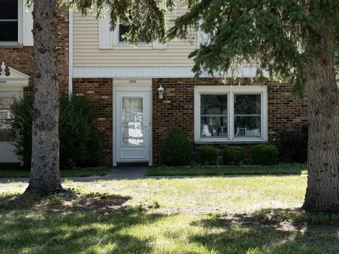 2938 Archer Drive East Moline IL 61244
