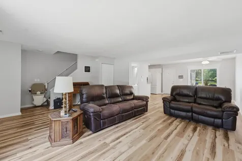 2938 Archer Drive East Moline IL 61244