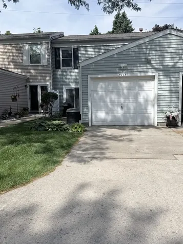 2938 Archer Drive East Moline IL 61244