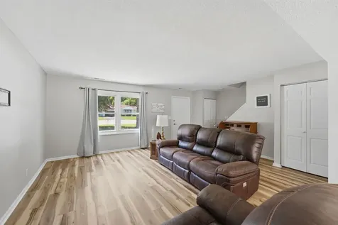 2938 Archer Drive East Moline IL 61244