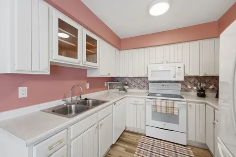 2938 Archer Drive East Moline IL 61244