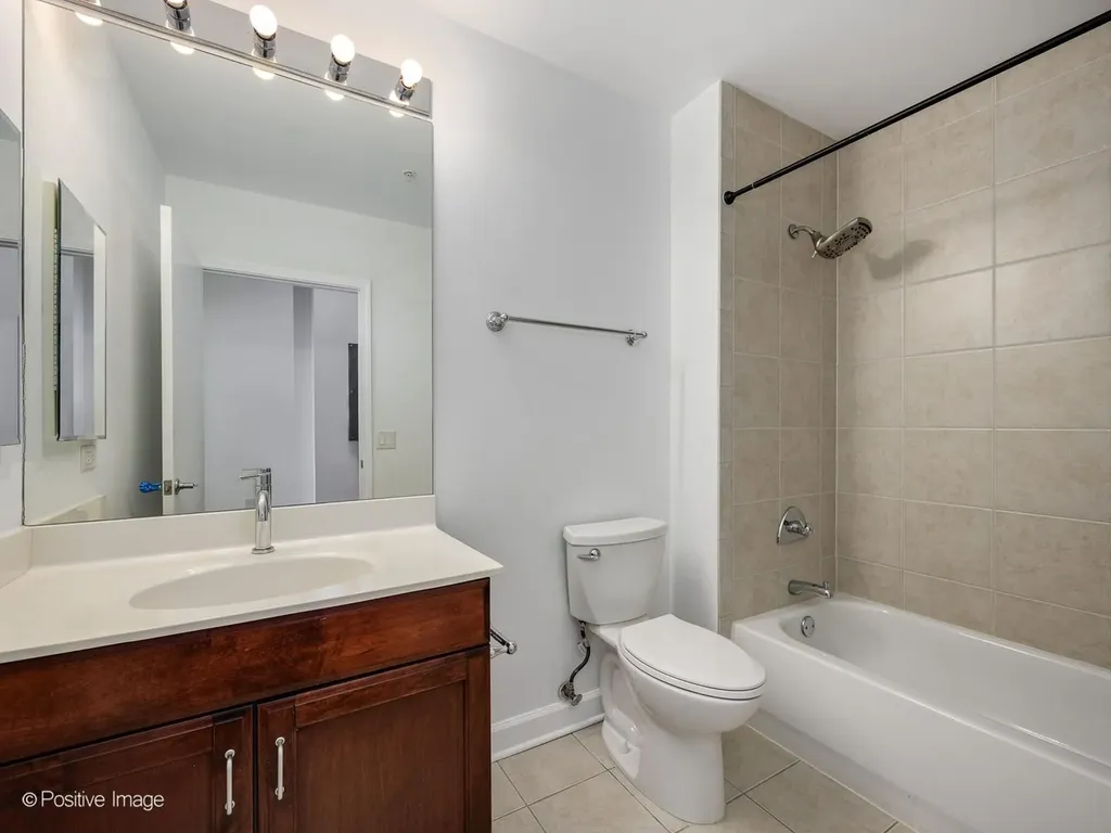 1235 South Prairie Avenue Chicago IL 60605
