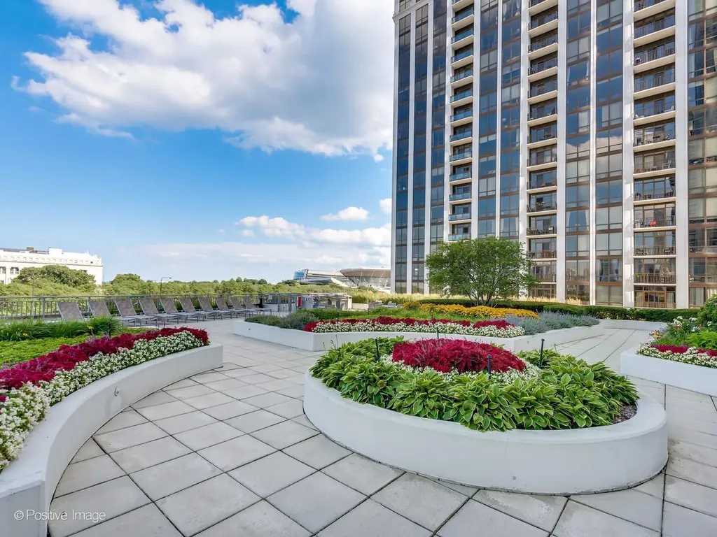 1235 South Prairie Avenue Chicago IL 60605