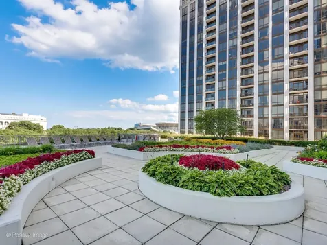 1235 South Prairie Avenue Chicago IL 60605