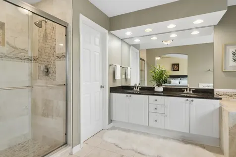 6131 Oakmont Lane Gurnee IL 60031