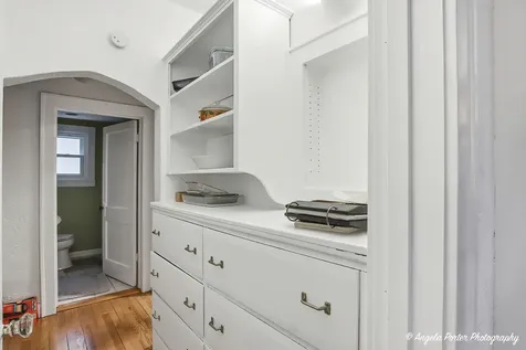 1608 Henry Place Waukegan IL 60085