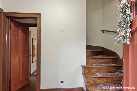 1608 Henry Place Waukegan IL 60085