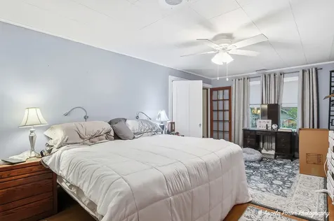 1608 Henry Place Waukegan IL 60085