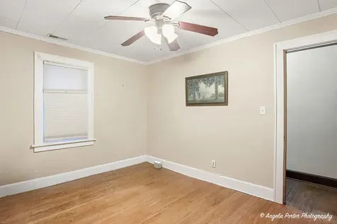 1608 Henry Place Waukegan IL 60085
