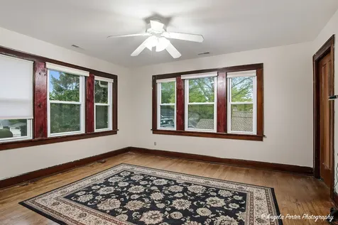 1608 Henry Place Waukegan IL 60085