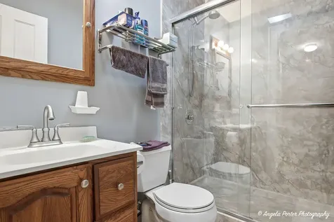 1608 Henry Place Waukegan IL 60085