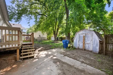 811 15TH Street B Moline IL 61265