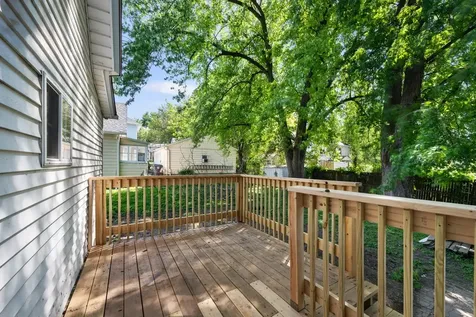 811 15TH Street B Moline IL 61265