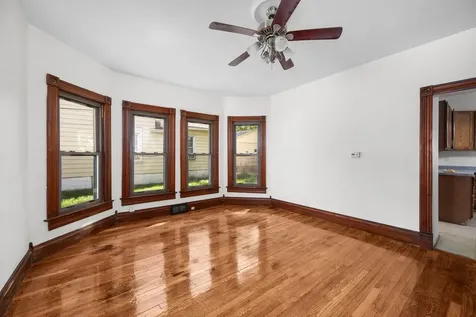 811 15TH Street B Moline IL 61265