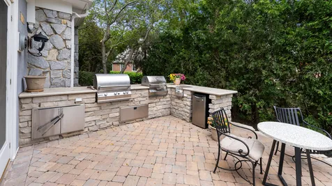 25 Riderwood Road North Barrington IL 60010