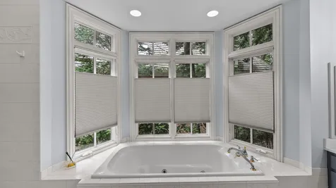 25 Riderwood Road North Barrington IL 60010