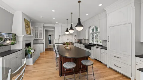 25 Riderwood Road North Barrington IL 60010