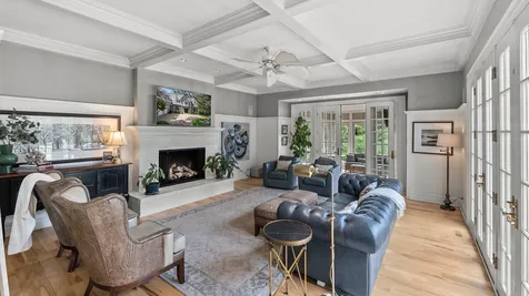 25 Riderwood Road North Barrington IL 60010