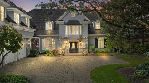 25 Riderwood Road North Barrington IL 60010