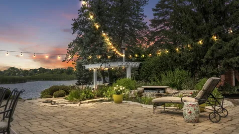25 Riderwood Road North Barrington IL 60010