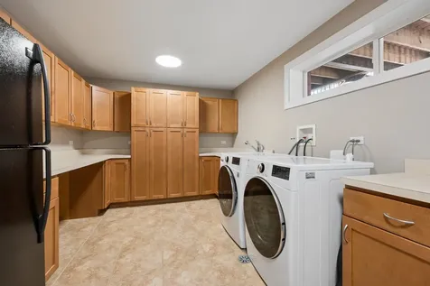 2314 West Mclean Avenue Chicago IL 60647
