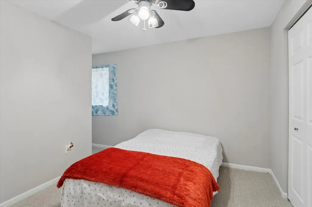 19 Lily Court Bolingbrook IL 60440