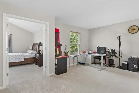 19 Lily Court Bolingbrook IL 60440