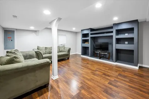 322 Zinnia Drive Romeoville IL 60446